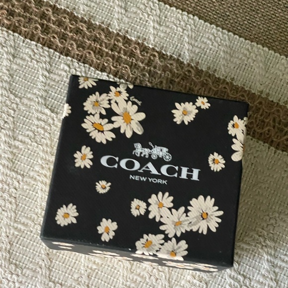 Coach Retail Bracelet Duo NWT - Picture 4 of 4